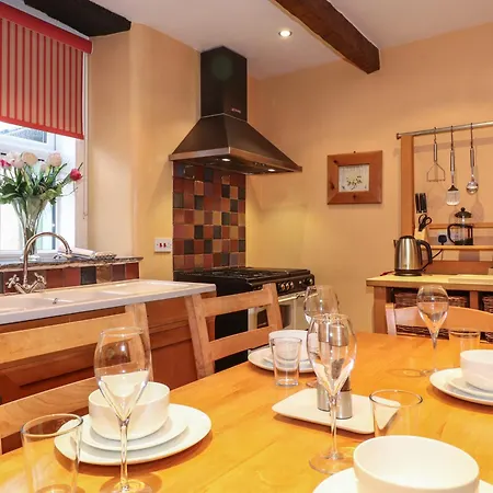 Charlottes * Windermere