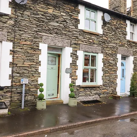 Charlottes * Windermere